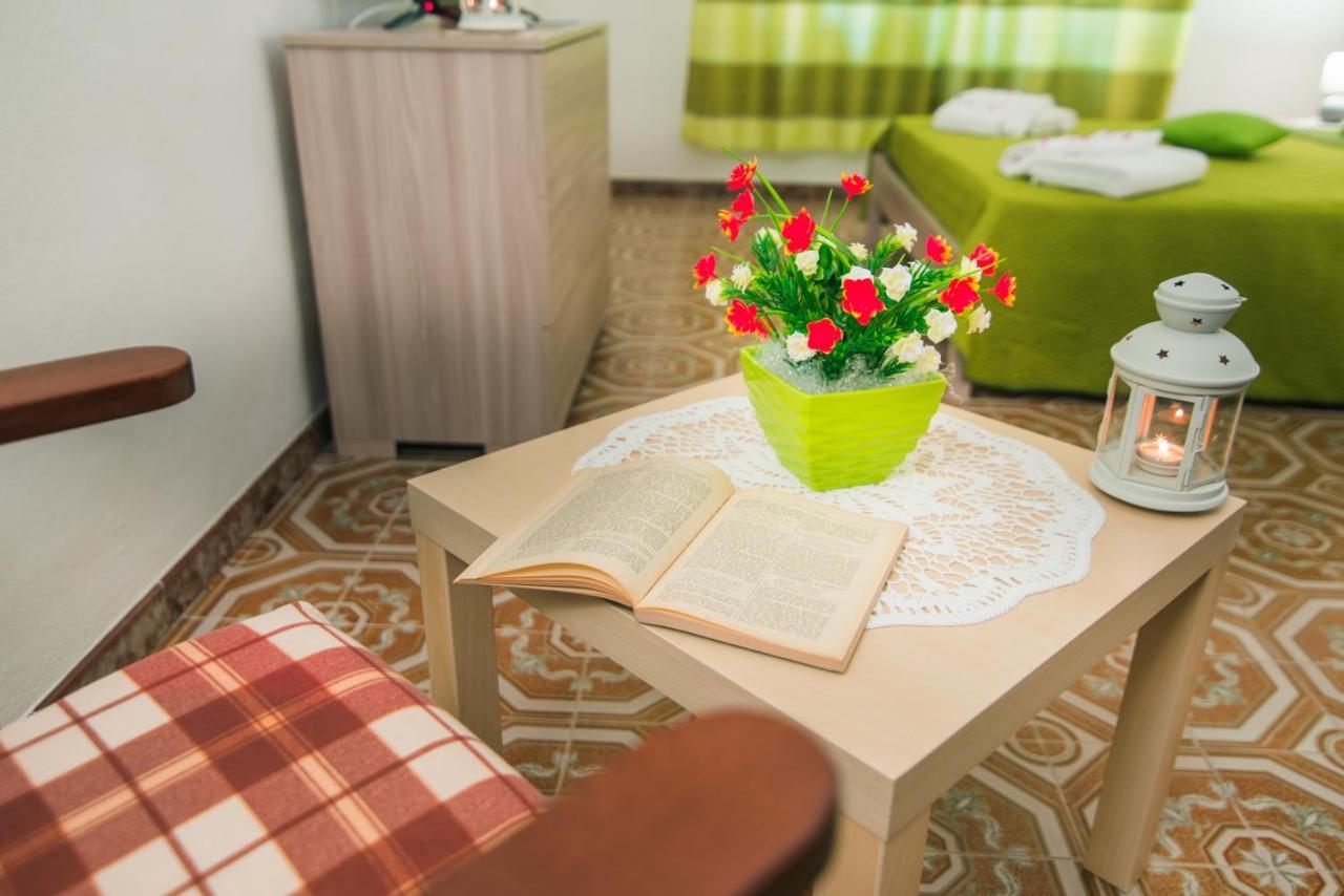 אבולה B&B U Prufissuri מראה חיצוני תמונה